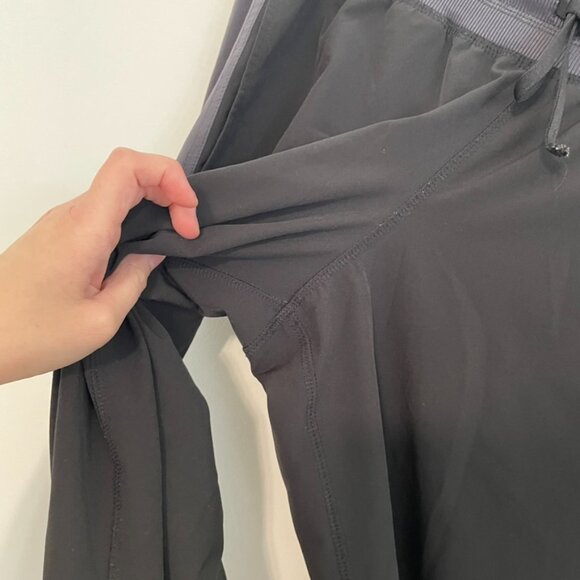 C9 BY CHAMPION Semi Fitted Drawstring Capri Pant Black Gray Colorblock Active L - Picture 11 of 15